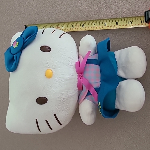 Hello Kitty Collection Tulips Sanrio 11" Plush - Picture 9 of 9